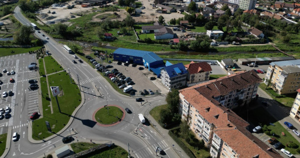 Posibilitate unica investitie spatiu comercial rezidential teren 3079m
