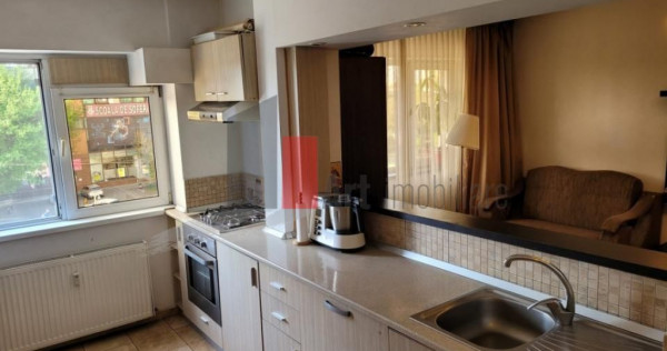 Apartament ideal de 3 camere la doar 50m de parc – gata...