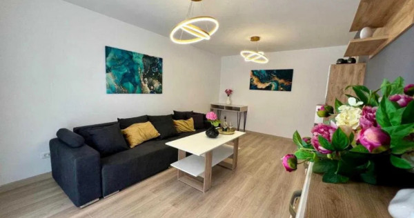 Apartament 2 camere, decomandate, zona Urban Plaza