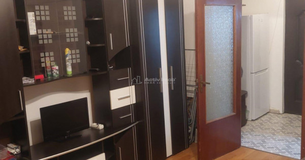 Garsoniera etaj 3 renovata mobilata utilata