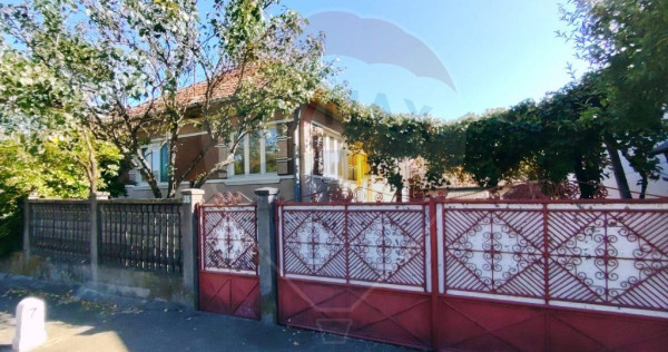 COMISION ZERO - Casa cu anexe si teren generos, langa Jibou