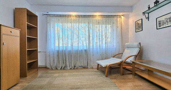 Proprietar,apartament 3 camere modern,renovat,mobila noua,Tineretului