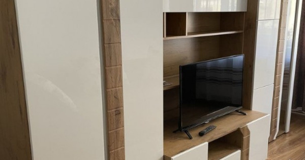 Garsoniera de inchiriat zona Universitate