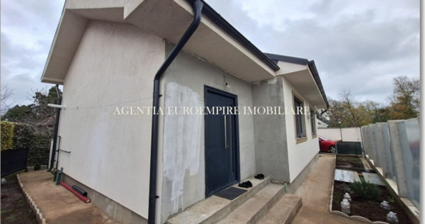 Casa de vanzare in localitatea Lazu