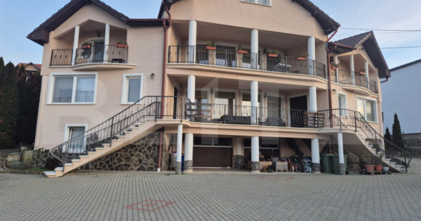 Casa de vanzare in Corunca, ideala pentru 2 familii sau pens