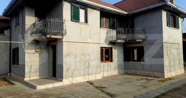 Casă cochetă cu grădină și garaj &icirc;n T&acirc;rgoviște