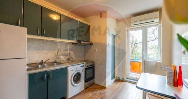 Apartament 3 camere de &icirc;nchiriat &icirc;n zona Ultracentral