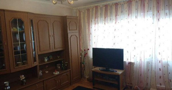 OTOPENI, CENTRAL , APARTAMENT 3 CAMERE