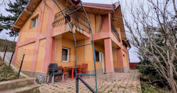 Casa de vanzare P+1, 140 mp, zona Bucium