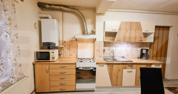 Apartament 2 camere, mobilat, parcare, decomandat, zona Nico
