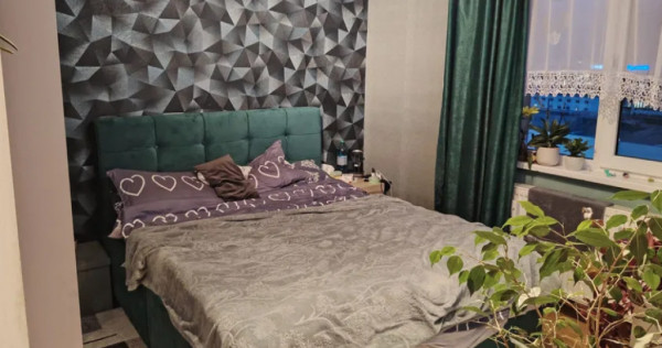 Apartament 2 camere, decomandat - zona Tractorul