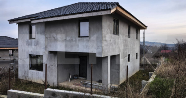 Casa 4 camere, 150 mp, Rediu langa Primarie