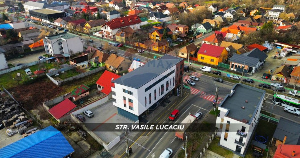 DE INCHIRIAT: Spatiu comercial modern cu parcare