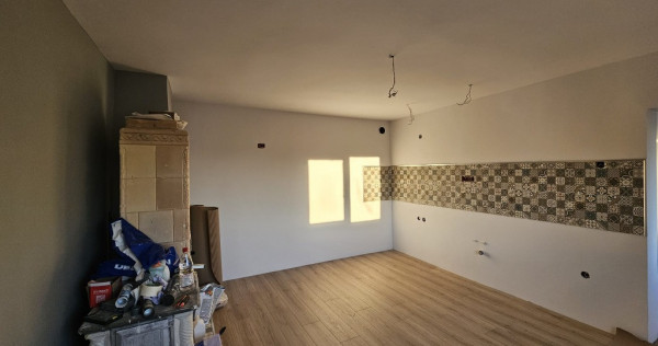 Casă renovată complet în zona Lunca,Baita + 1 ha pădure