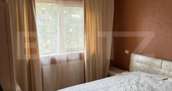 Apartament 3 camere, semidecomandat, cu parcare, zona Manast