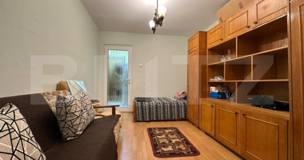 Apartament de v&acirc;nzare cu 2 camere, etaj intermediar - Aiud