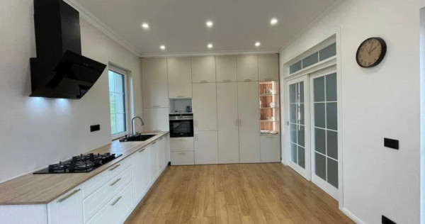 Casa Pe Parter Zona Burdujeni