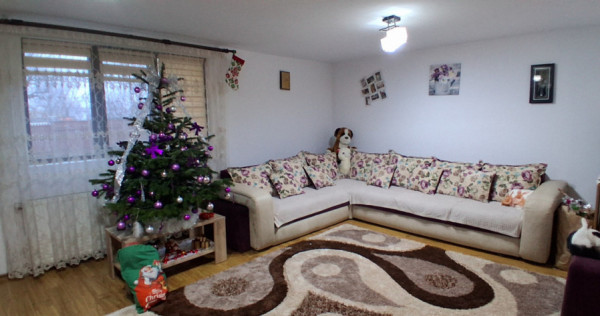 Casă spațioasă cu teren generos &ndash; Valea Călugărească