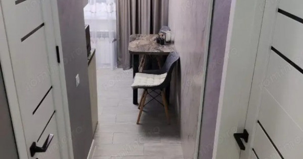 Garsoniera zona Titan