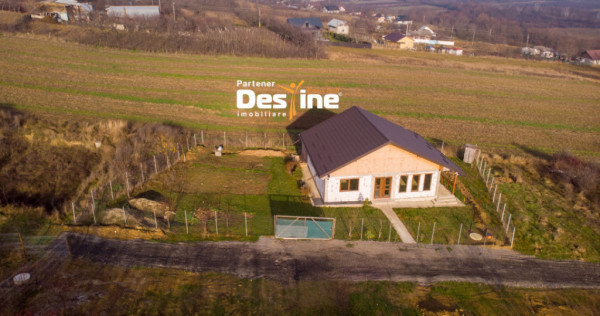 Casă individuală la roșu cu utiliăți și 570 mp teren C