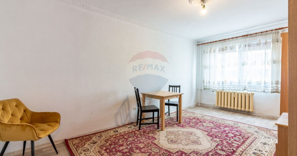 Apartament cu 3 camere de v&acirc;nzare &icirc;n zona Sebastian