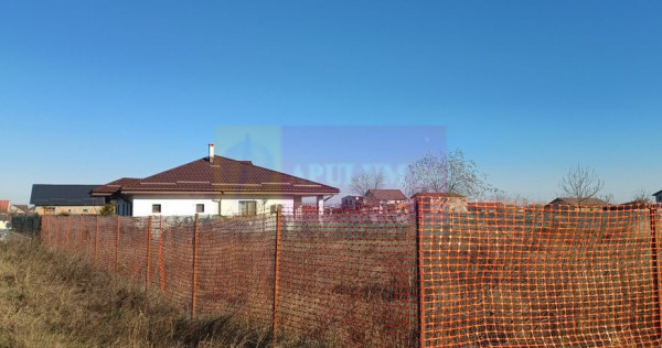 Săbăreni, teren intravilan construibil, cu utilităti i...