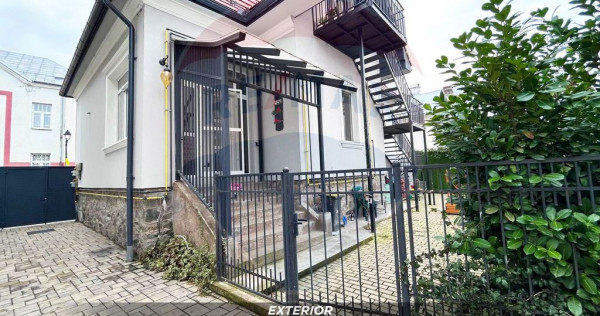 Apartament deosebit cu 3 camere de inchiriat-Centru Istoric