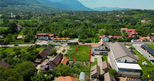 FILM!Punct de atractie:intravilan in vecinatatea Castelului