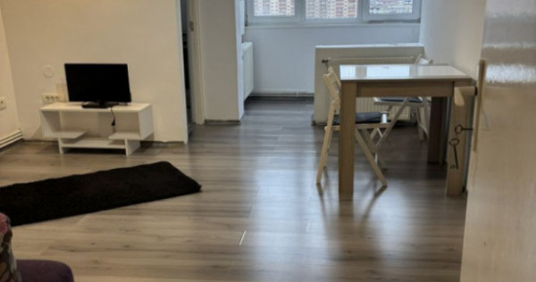 Garsoniera luminoasa-Astra