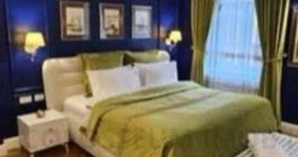 Apartament cu 2 camere, decomandat - zona Centru Istoric