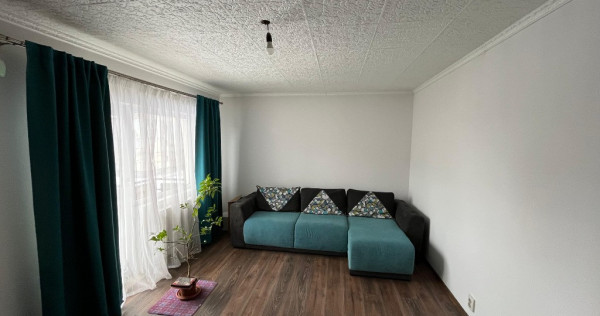 Apartament 3 cam,2 bai, 3 balcoane,et.2 zona Penny central Apahida