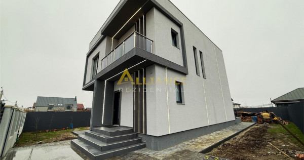 Vila Premium / 4 Camere / 3 Bai / Curte amenajata