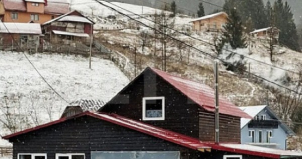 V&acirc;nd Cabană Chic Arieșeni &ndash; Design Modern & Tradiție,