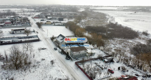 Casa pe lac Frumusani