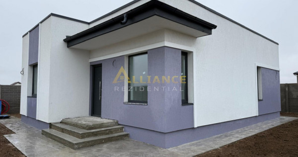 Individuala - 300 mp teren - 4 Camere - 2 Bai