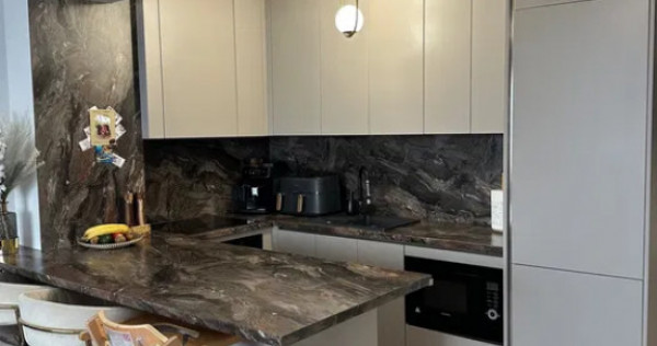 Apartament Cu 2 Camere Decomandate Zona Obcini