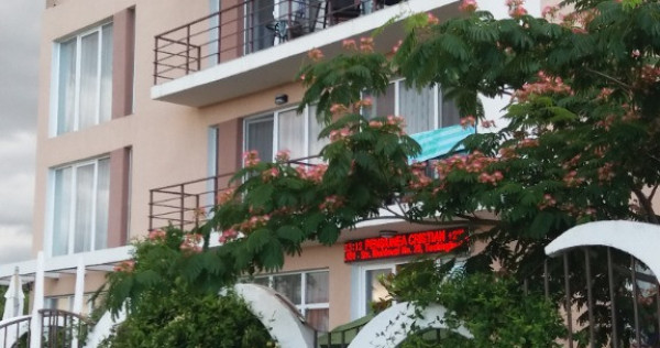 Inchiriez pensiune Techirghiol central