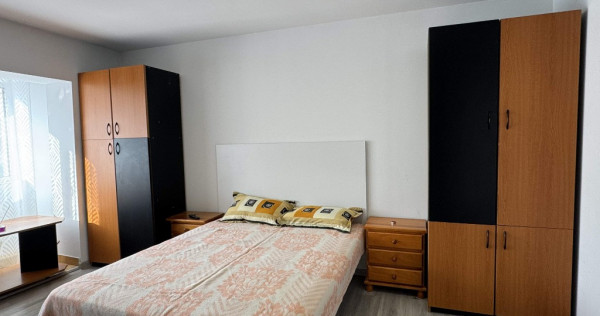 1 cam, etaj 1, 27 mp, renovata, C.T. proprie, mobilata,utilata, Cuza V