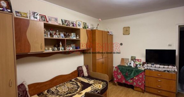 Aparatorii Patriei - garsoniera metrou Aparatorii Patriei