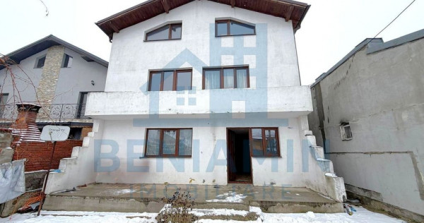 Casa situata in Catargiu Baraganului P+1+M suprafata 170m...