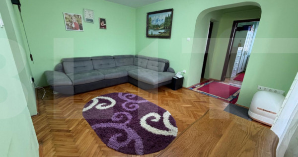 Apartament 4 camere, 60 mp util, zona Aurel Vlaicu