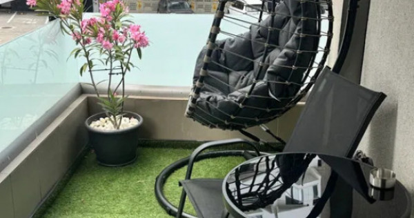 Apartament 2 camere langa Alezzi Infinity vede mare si parca