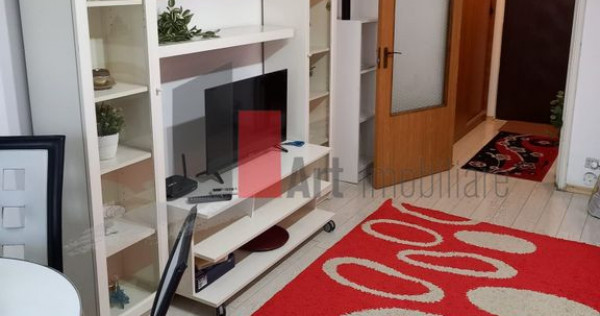 Garsoniera Drumul taberei mobilata si utilata