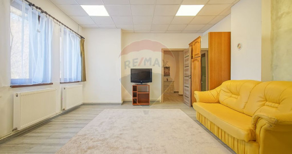 Apartament la casă cu curte proprie | Timișu de Jos | C...