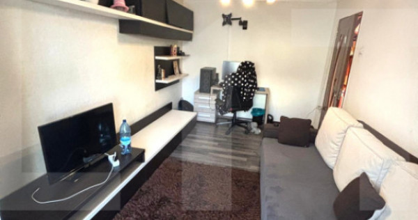 Apartament 3 camere, 90 mp, zona Alfa