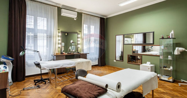 Apartament cu 2 camere de v&acirc;nzare &icirc;n zona Teatrului de ...