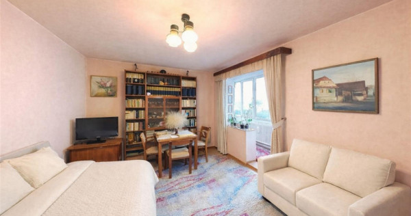 Tur 3D! Apartment cu 2 camere, decomandat, balcon, 7 Noiembr