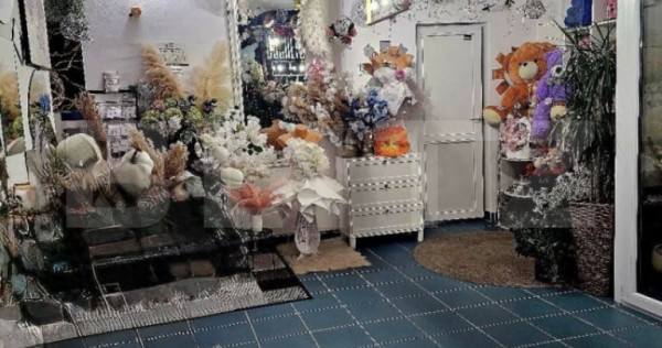 Spațiu comercial de &icirc;nchiriat - zona centrala