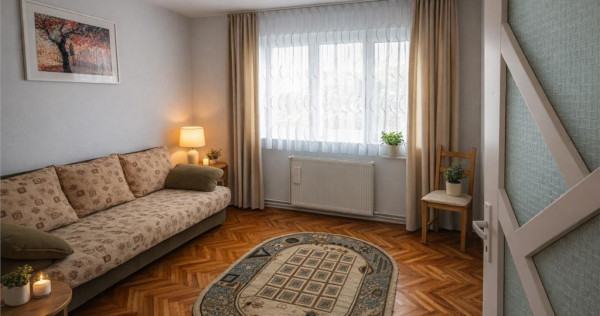 Apartament cu 4 camere, decomandat, etaj1, Simeria, Sfantu G