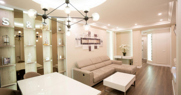 Apartament de lux,3 camere , etaj intermediar Radauti